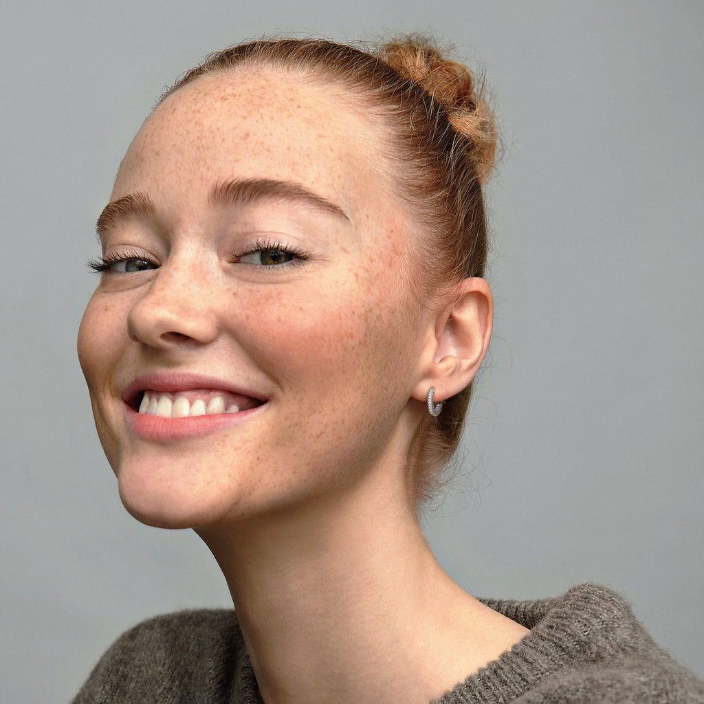 Pav¨¦ Heart Hoop Earrings