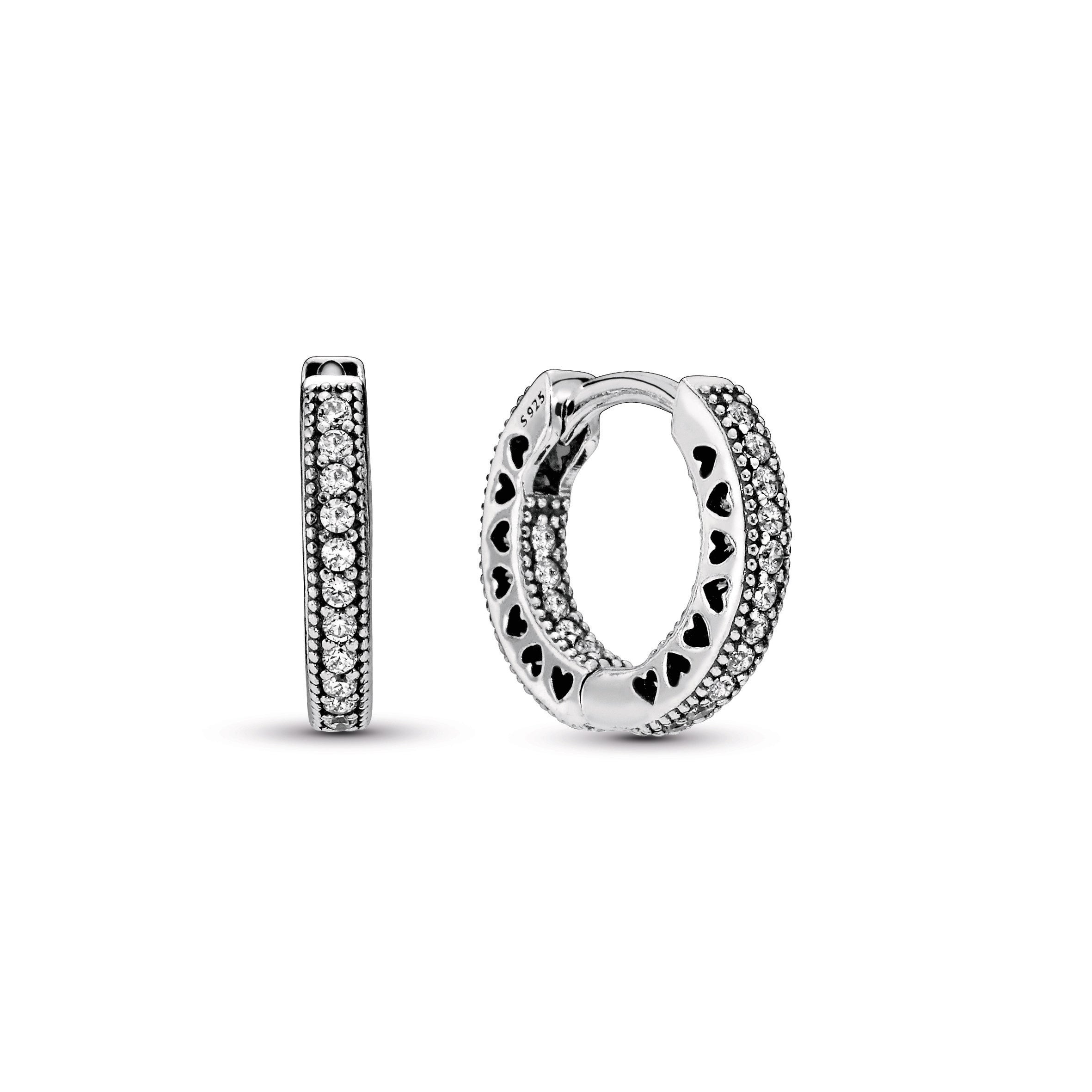 Pav¨¦ Heart Hoop Earrings