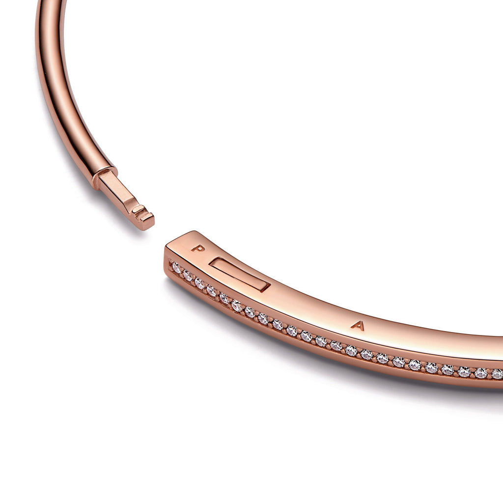 Pandora Signature I-D Pav¨¦ Bangle