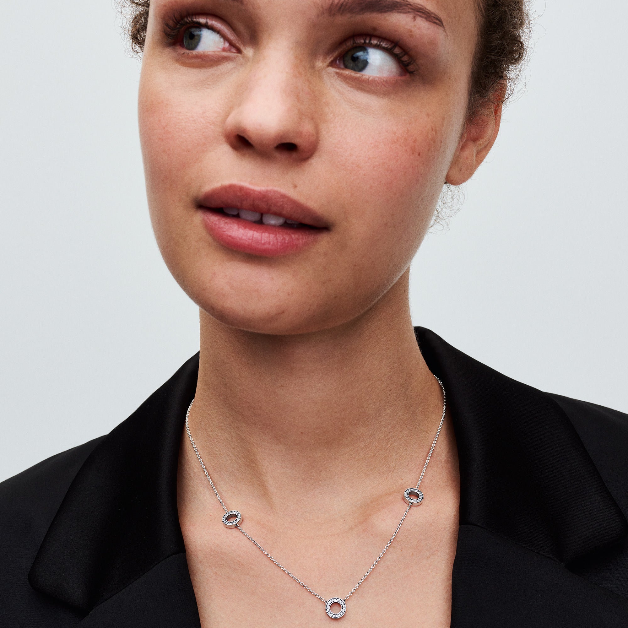 Pav¨¦ Circles Chain Necklace