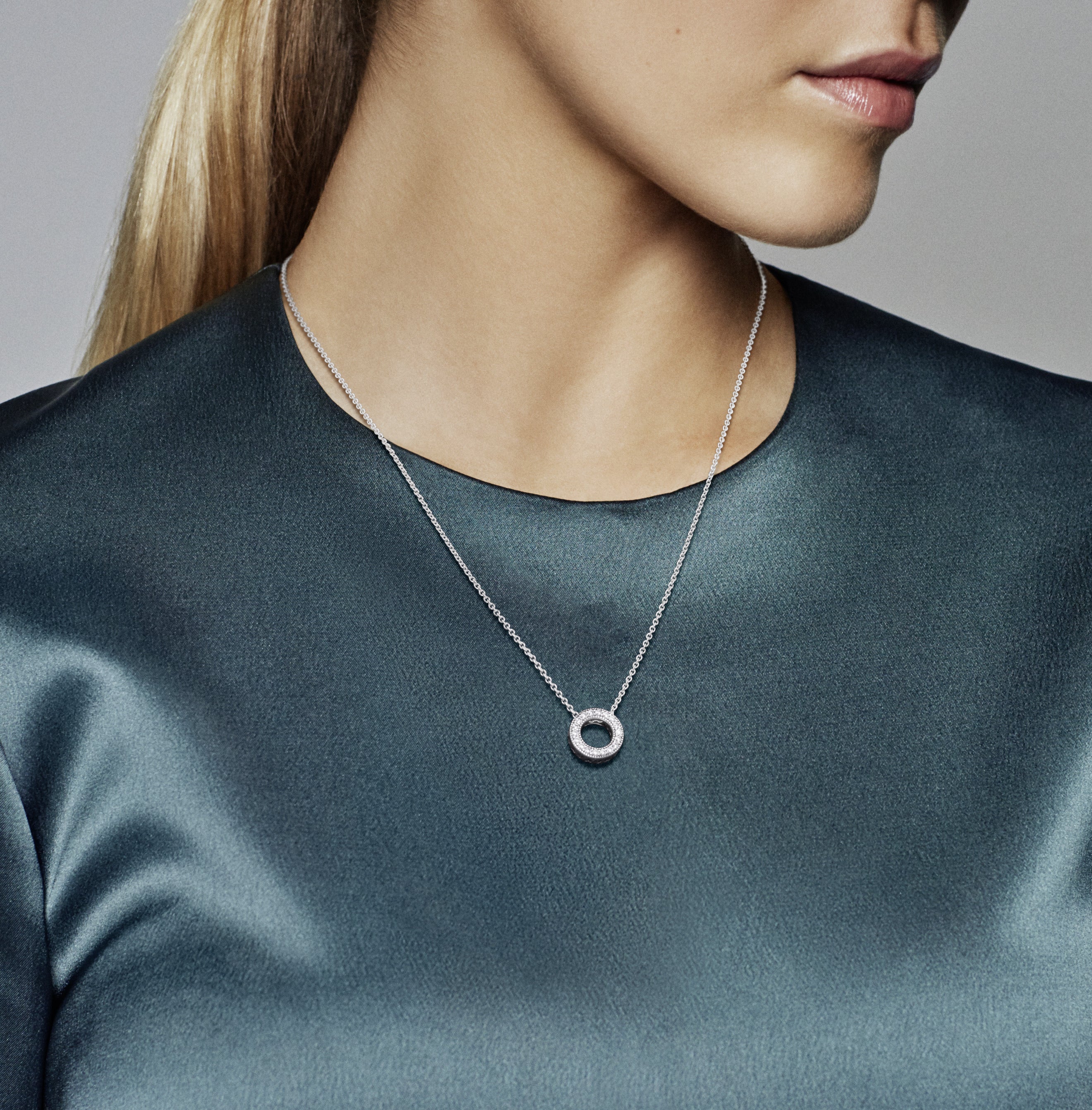 Pandora Logo Pav¨¦ Circle Collier Necklace